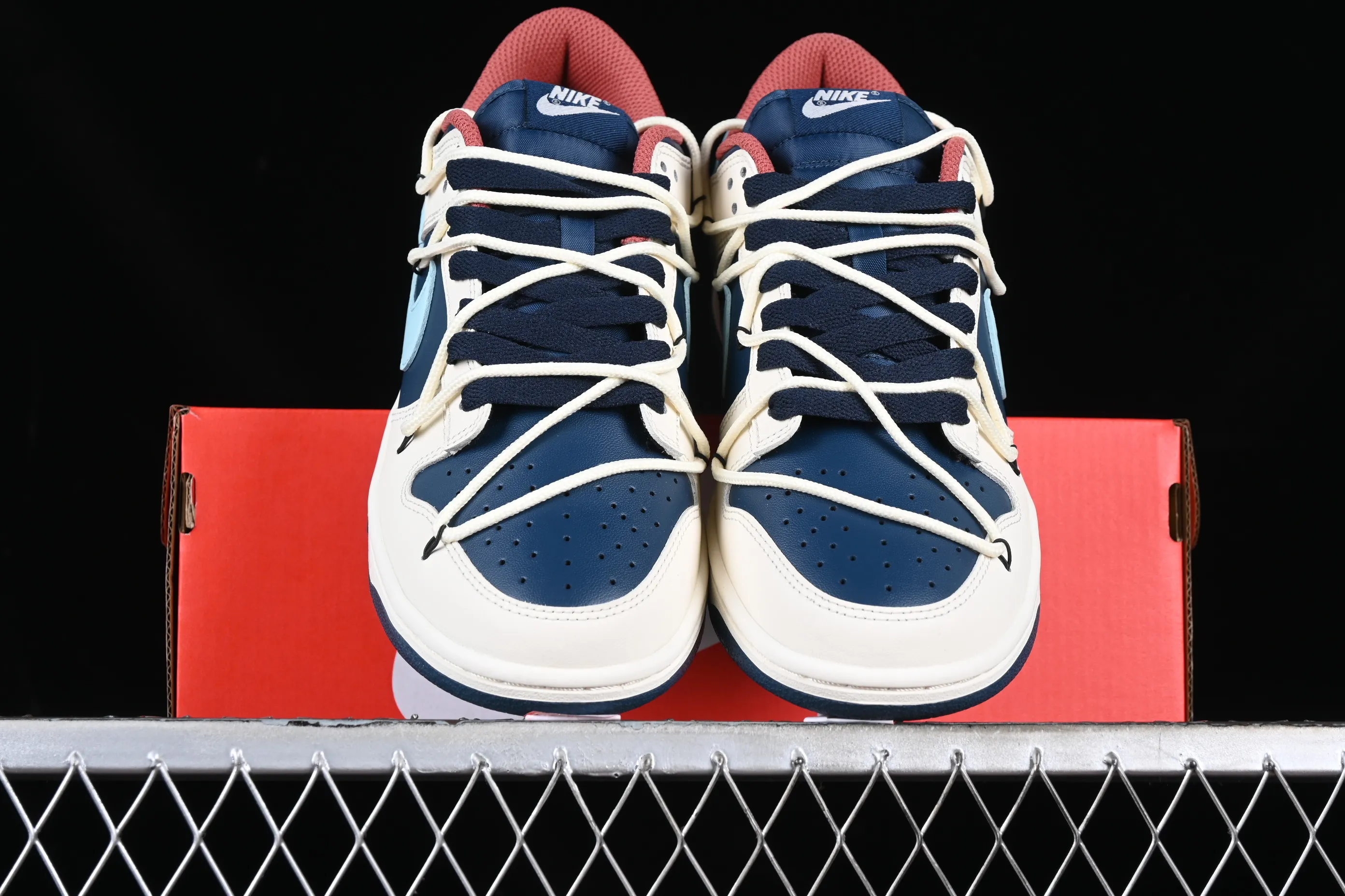 All categories Nk SB Dunk series Nk SB Dunk Low low-top sneakers J version Nk Dunk Low Retro customized version deconstructed strap low-top casual sneakers DD1503-602